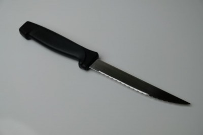 Cuinox Couteau à steak avec manche en plastique L215mm